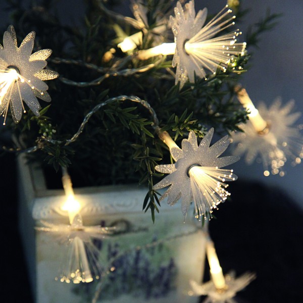 LED Lichterkette - Blume aus Fiberglas - 10 warmweiße LED - 1,35m - Batterie - Timer - transparent